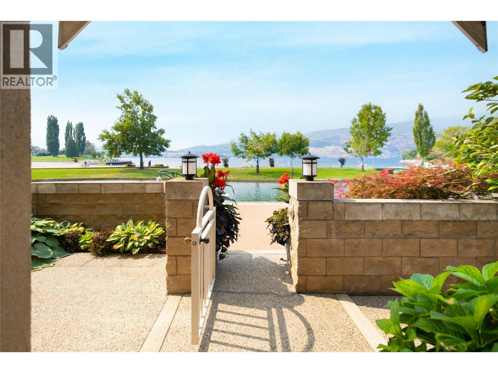 123-1156 Sunset Drive, Kelowna, BC, V1Y 9R7