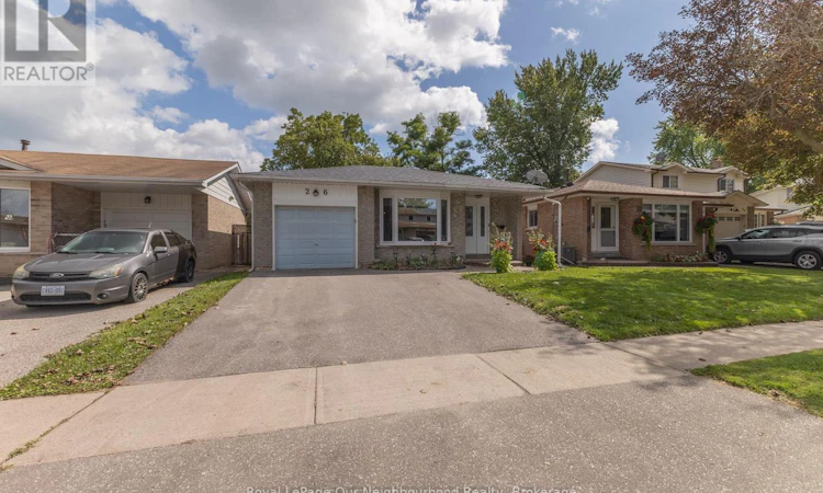 26 Ashdale Crescent