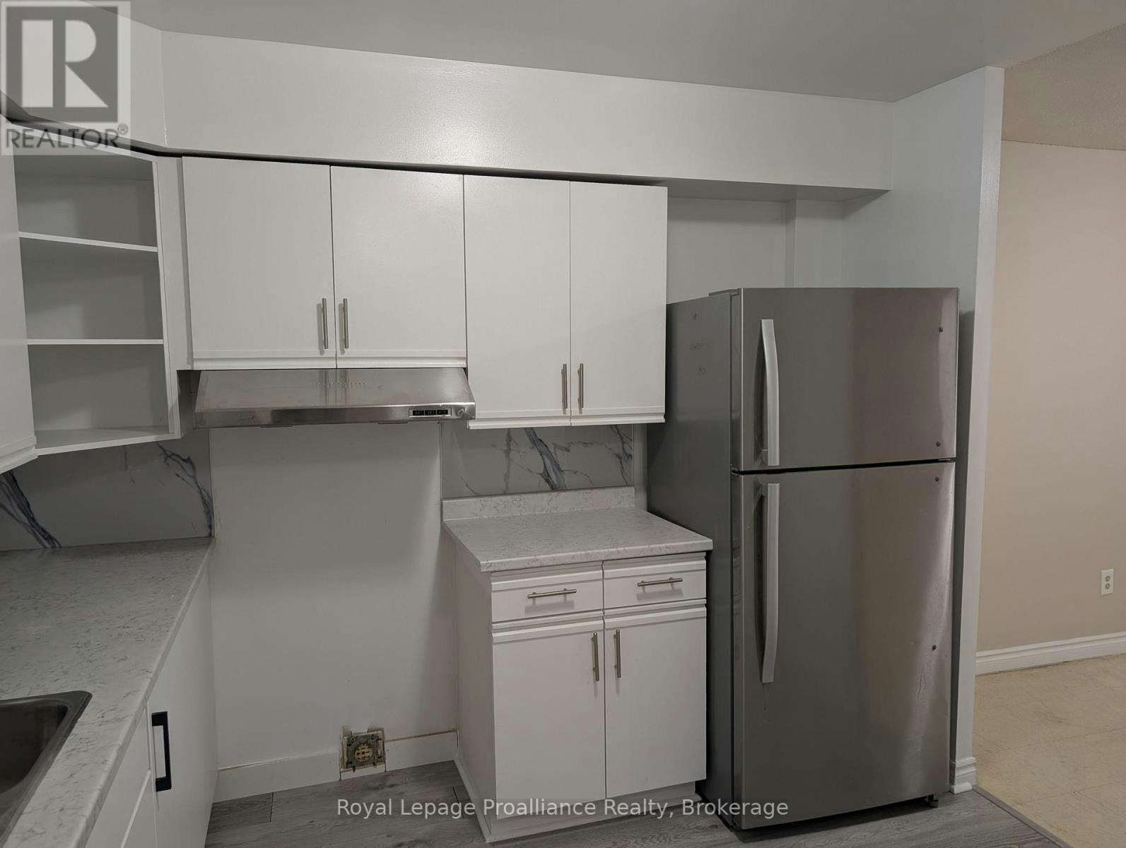 309-328 Aylmer Street, Peterborough, ON, K9H 3V6 - 4