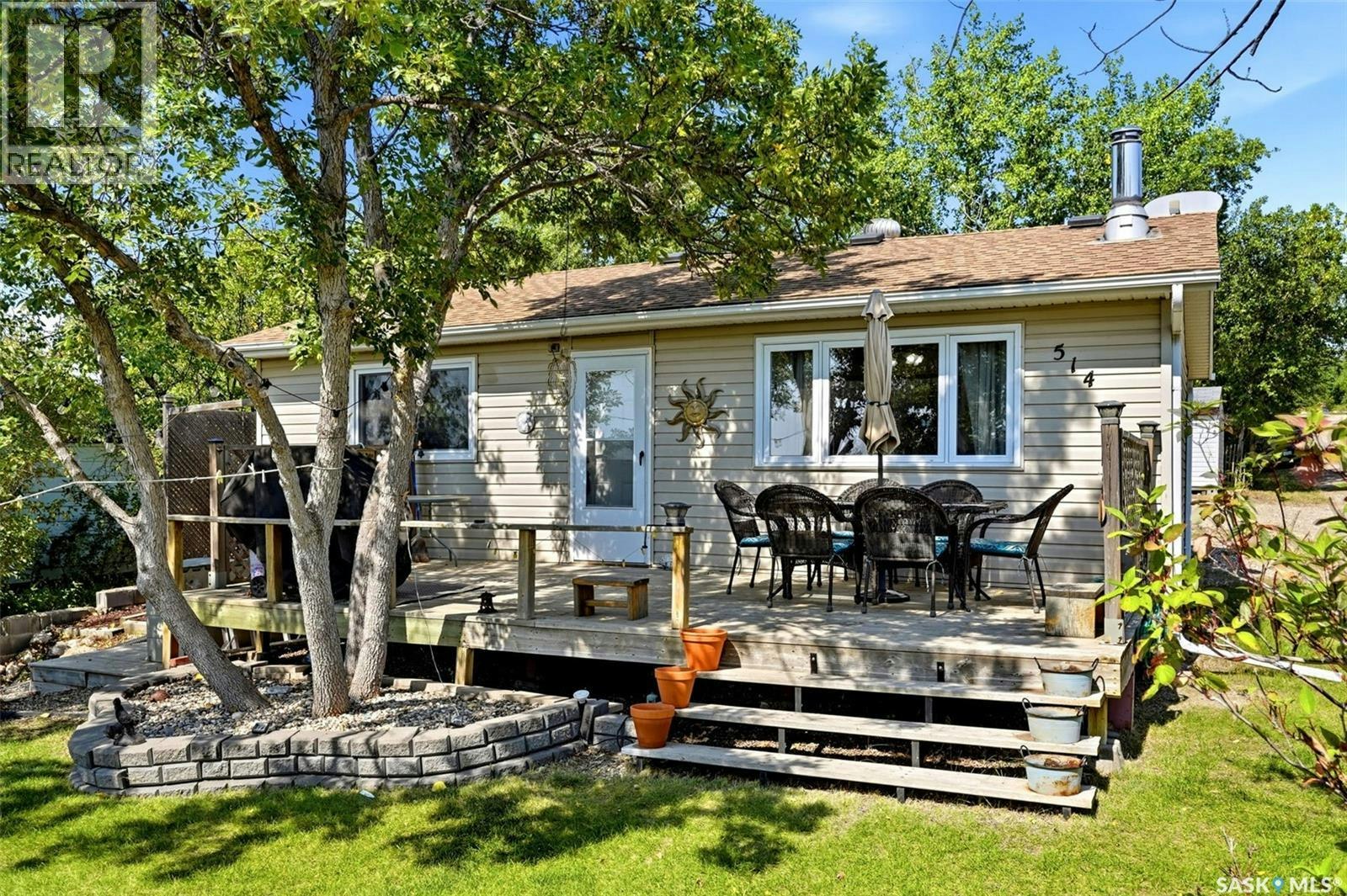 514 Idylewylde Avenue, Saskatchewan Beach, SK, S0G 4L0