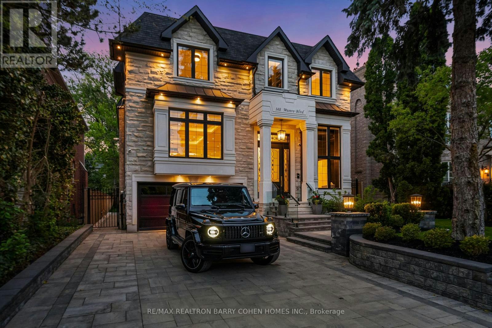 148 Munro Boulevard, Toronto, ON, M2P 1C8