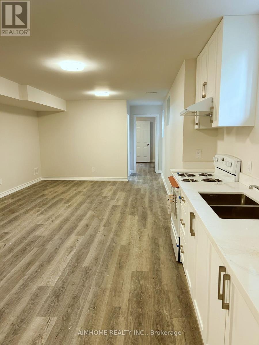 LEGBSMT-27 Maple Edge Lane, Whitby, ON, L1R 2N1 - 3