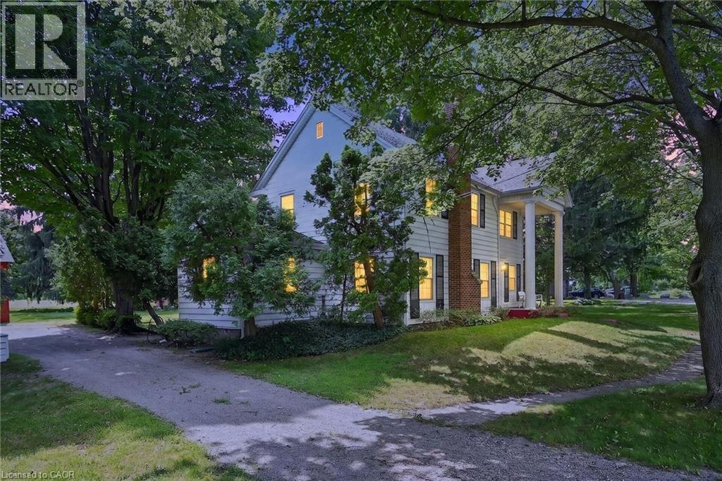 48 Garner Road W, Hamilton, ON, L9G 3K9