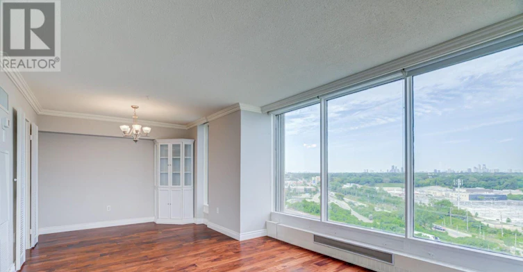 1610-2045 Lake Shore Boulevard W, Toronto, ON, M8V 2Z6 - 12