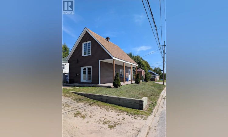 272 Lansdowne