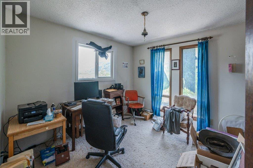 294 18 Road Road, Oliver, BC, V0H 1T1 - 23