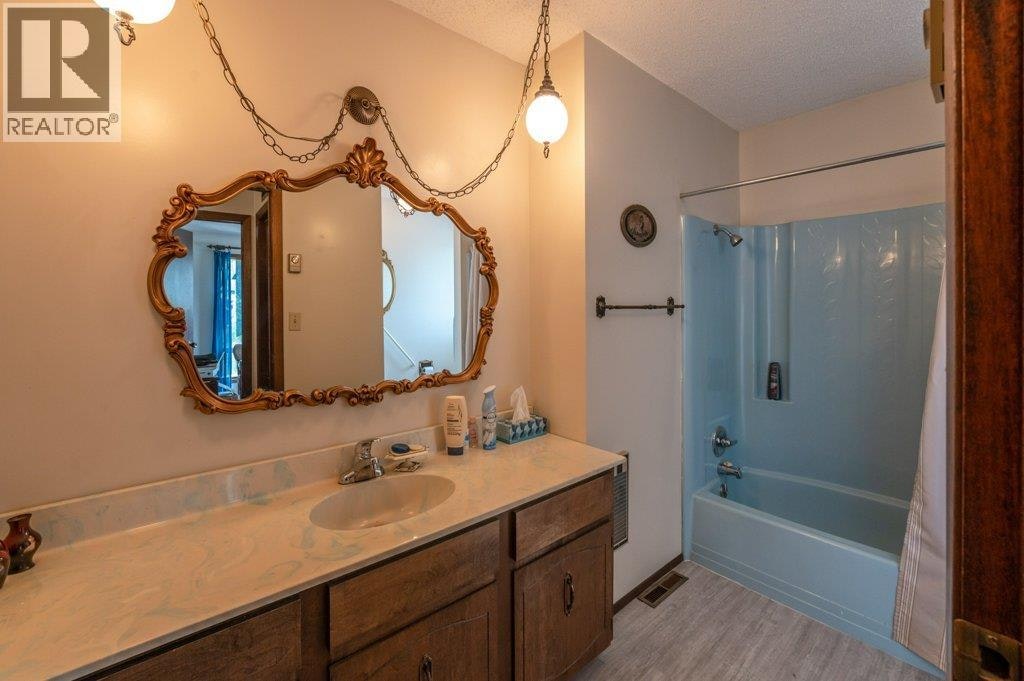 294 18 Road Road, Oliver, BC, V0H 1T1 - 22