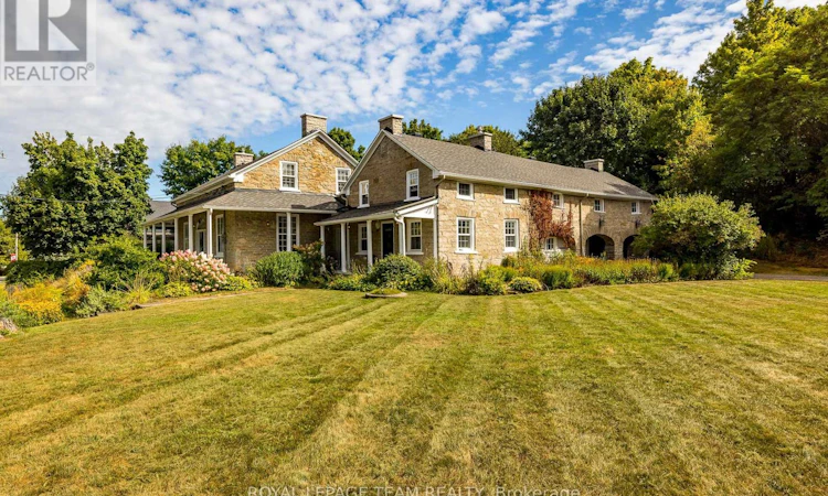 492 River Road