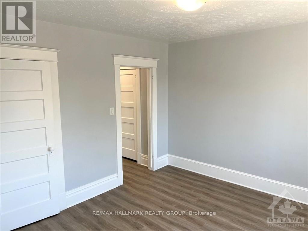2-13 Marier Avenue, Ottawa, ON, K1L 5S6 - 18