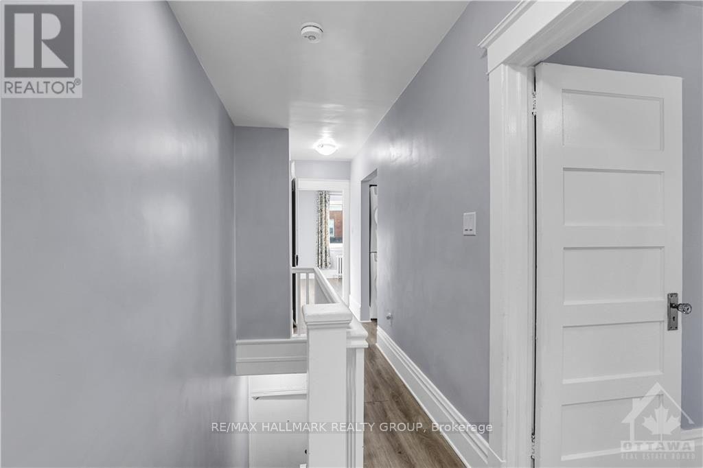 2-13 Marier Avenue, Ottawa, ON, K1L 5S6 - 9