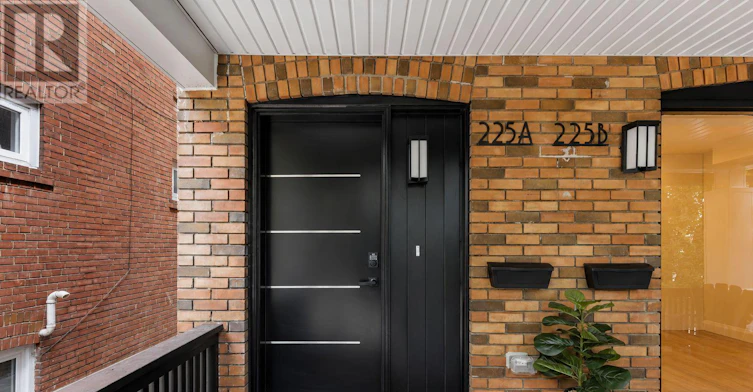 A-225 Gainsborough Road, Toronto, ON, M4L 3C7 - 5