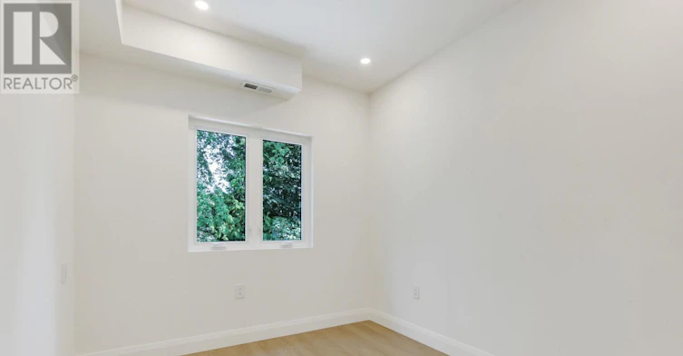 A-225 Gainsborough Road, Toronto, ON, M4L 3C7 - 34
