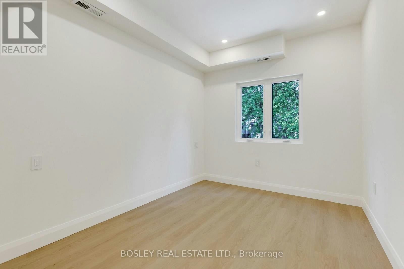 A-225 Gainsborough Road, Toronto, ON, M4L 3C7 - 33