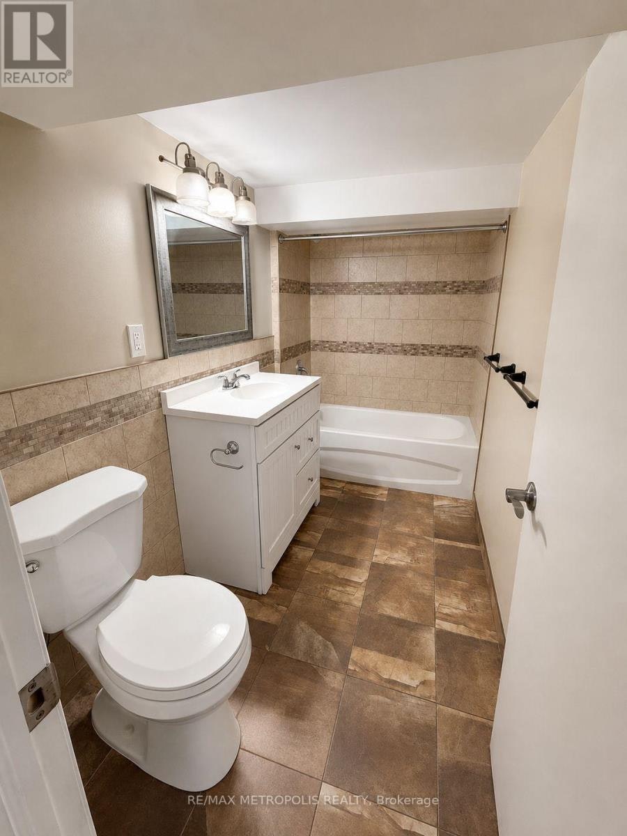 57 Midland Avenue, Toronto, ON, M1N 3Z8 - 8