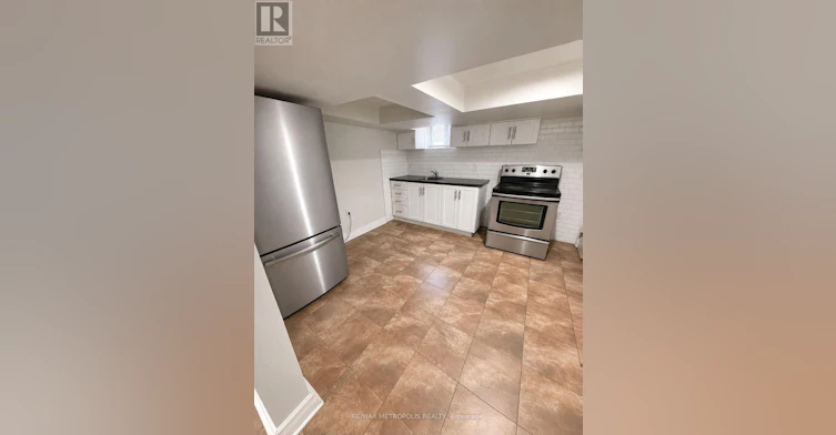 57 Midland Avenue, Toronto, ON, M1N 3Z8 - 6