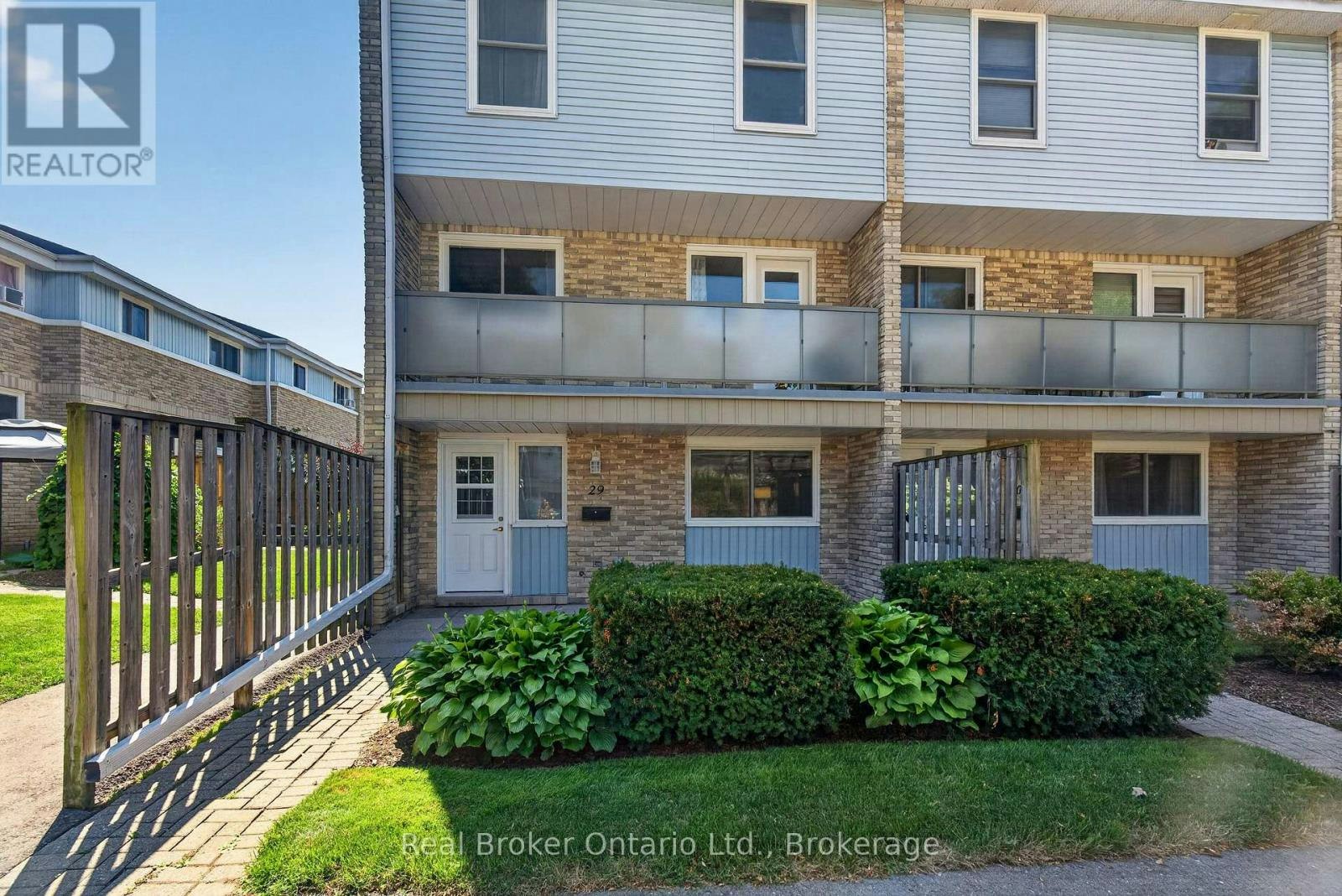 29-35 Breckenridge Drive, Kitchener, ON, N2B 3H5
