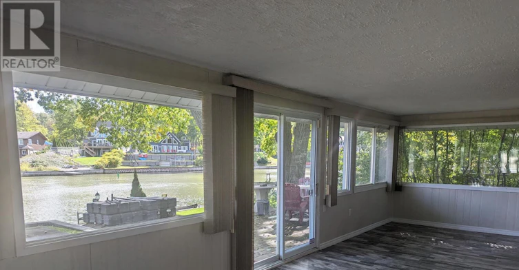 1107 Mosley Street, Wasaga Beach, ON, L9Z 2G1 - 5