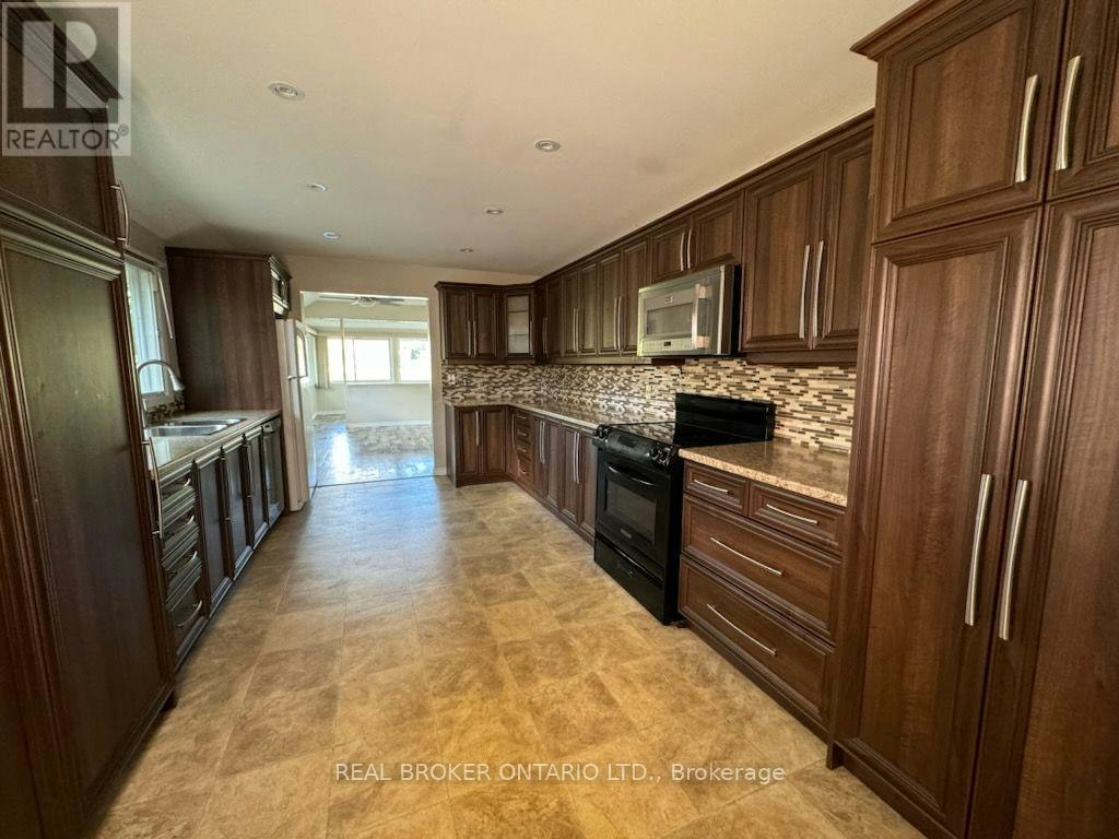 1107 Mosley Street, Wasaga Beach, ON, L9Z 2G1 - 3