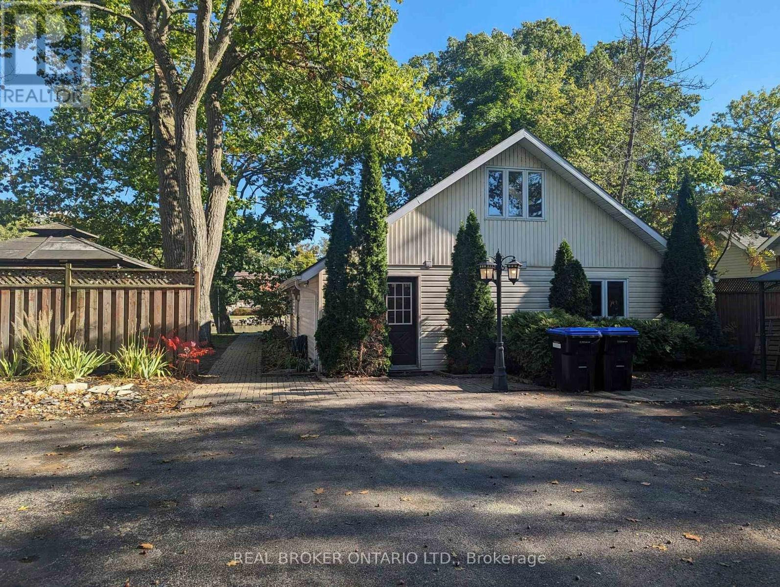 1107 Mosley Street, Wasaga Beach, ON, L9Z 2G1