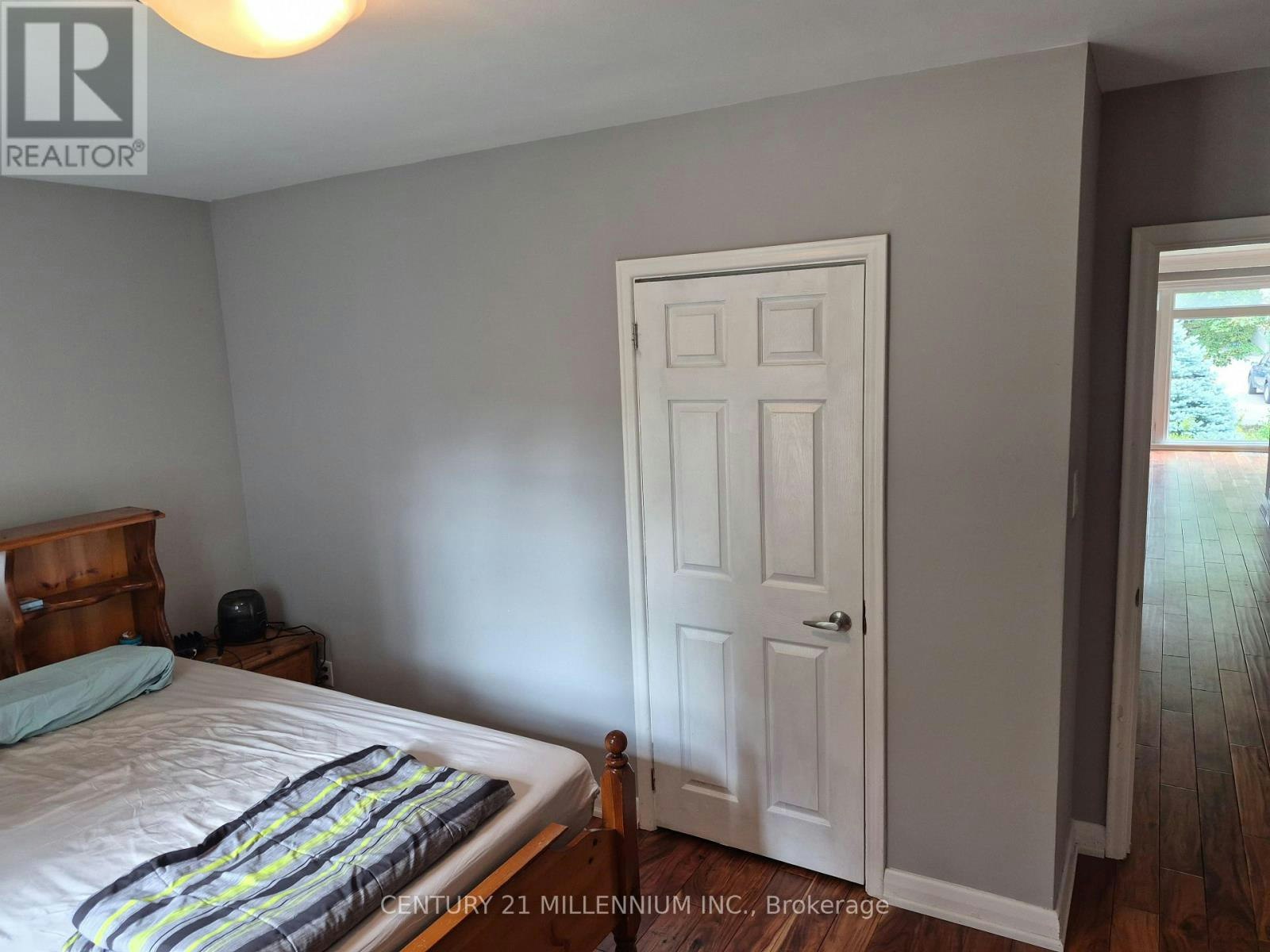 40 Meadowland Drive, Brampton, ON, L6W 2R4 - 18