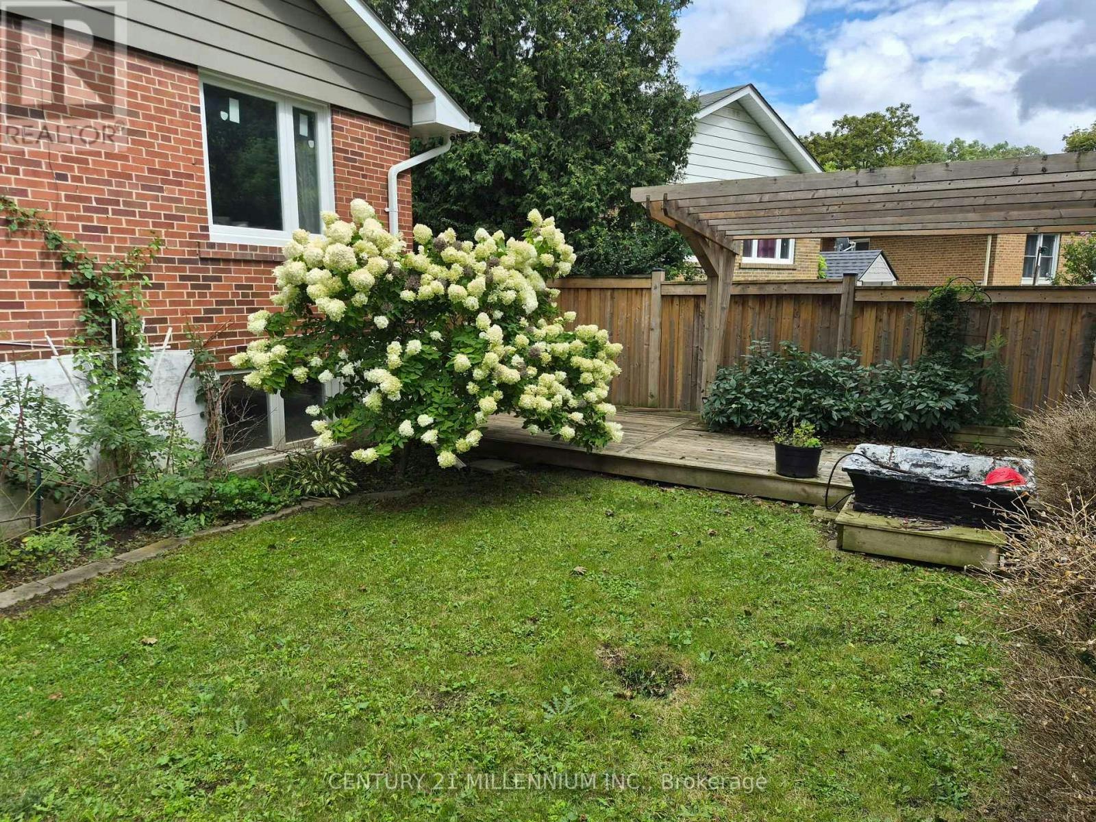 40 Meadowland Drive, Brampton, ON, L6W 2R4 - 45