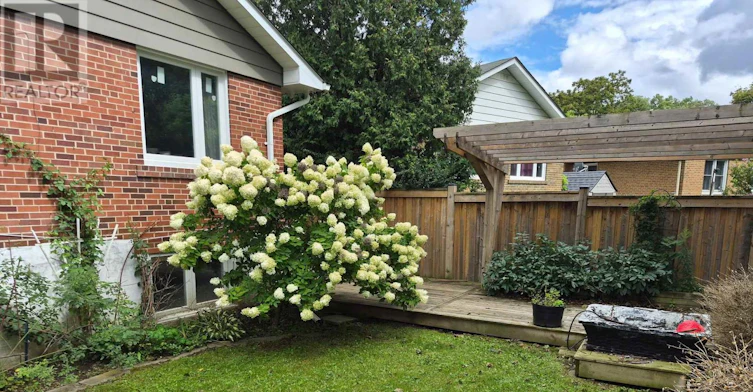 40 Meadowland Drive, Brampton, ON, L6W 2R4 - 45