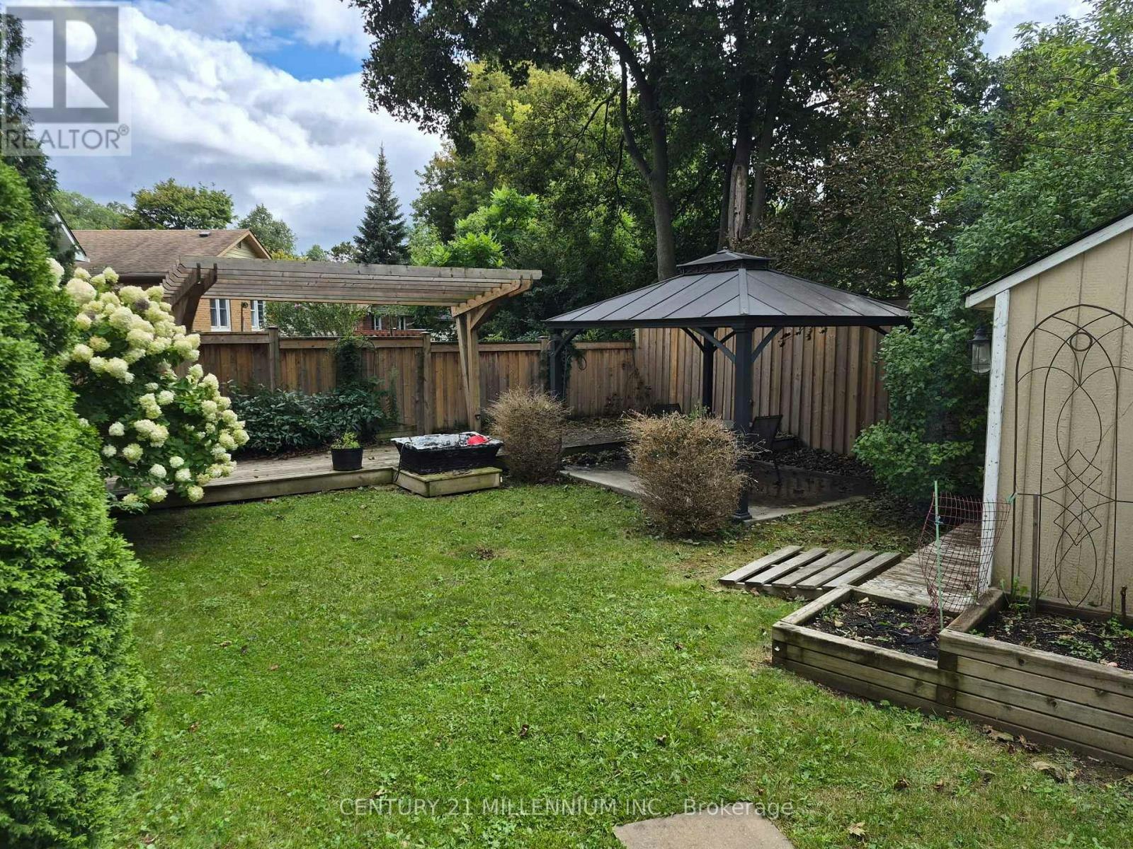 40 Meadowland Drive, Brampton, ON, L6W 2R4 - 48