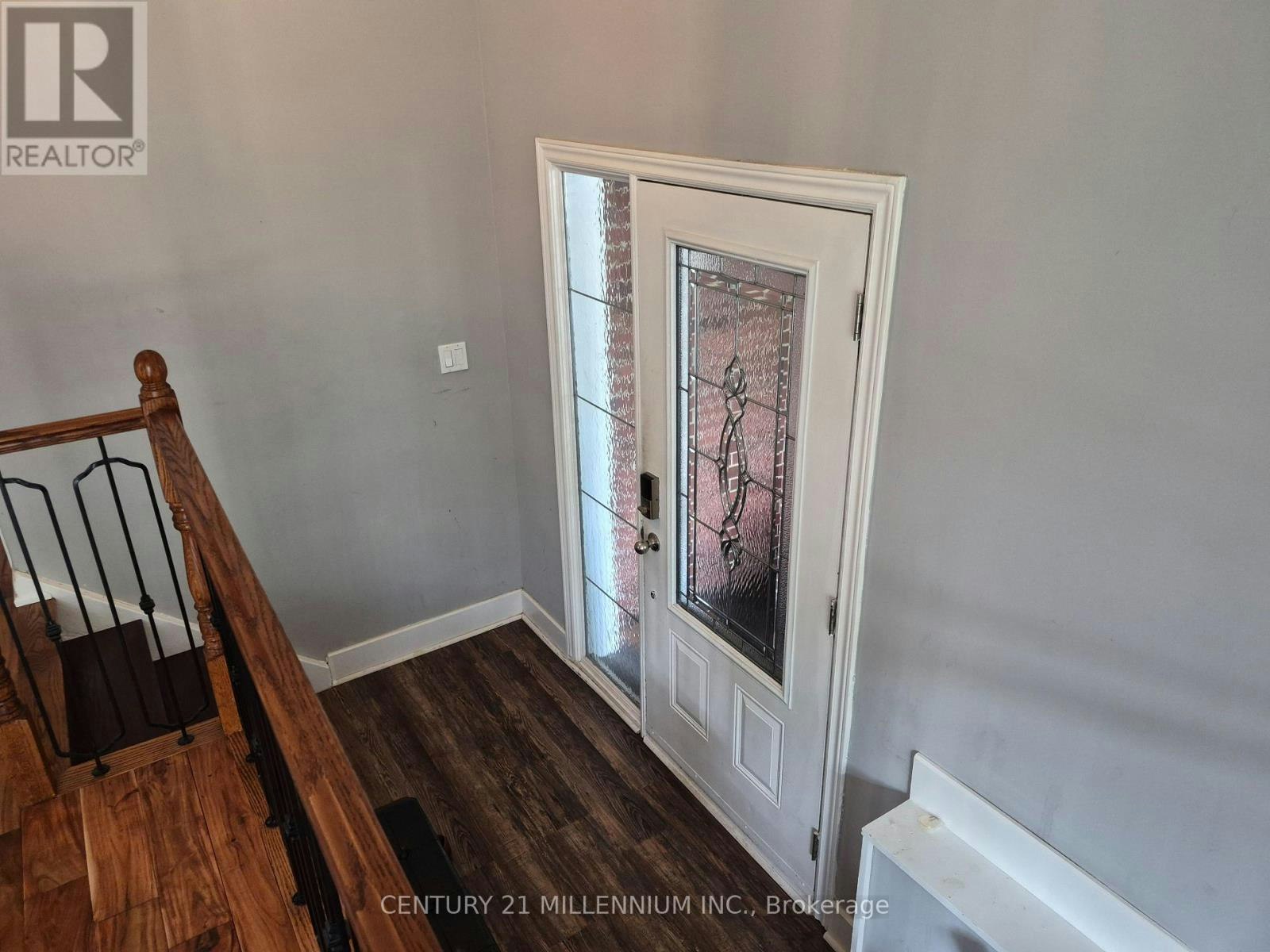 40 Meadowland Drive, Brampton, ON, L6W 2R4 - 5