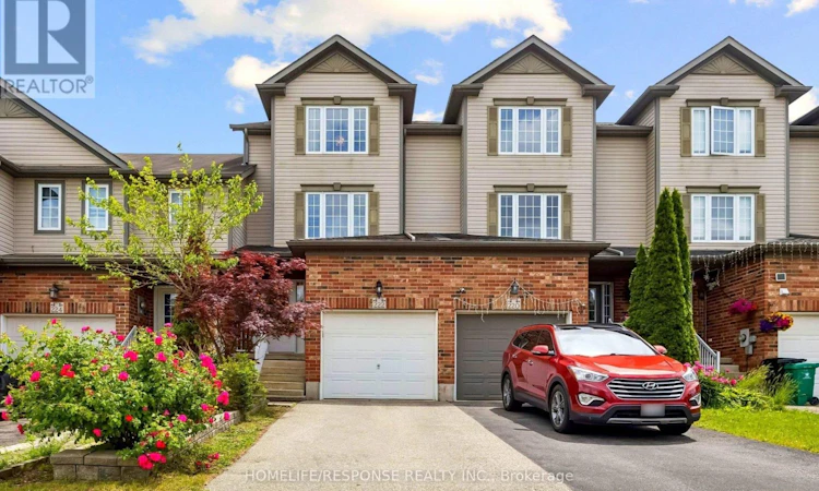 222 Sophia Crescent