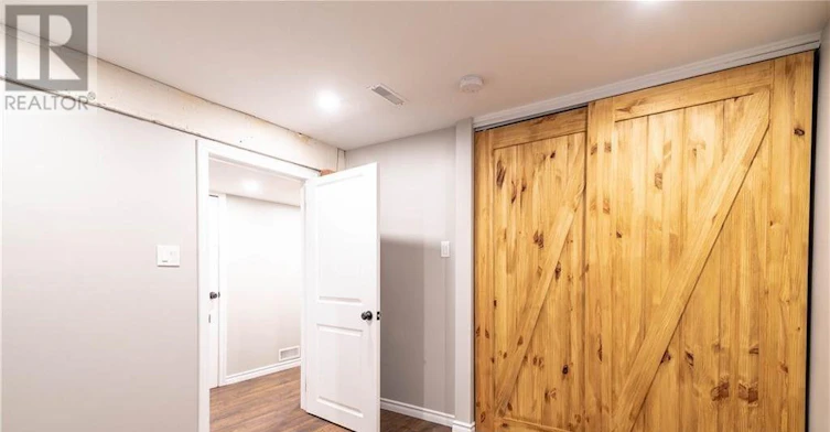 B-50 Burris Street, Hamilton, ON, L8M 2J4 - 5