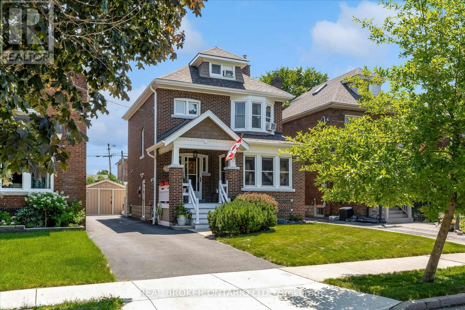 99 Tuxedo Avenue S, Hamilton, ON, L8K 2R9