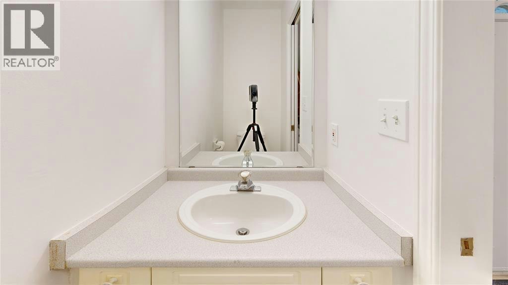 266 London Road, Sarnia, ON, N7T 4V8 - 8