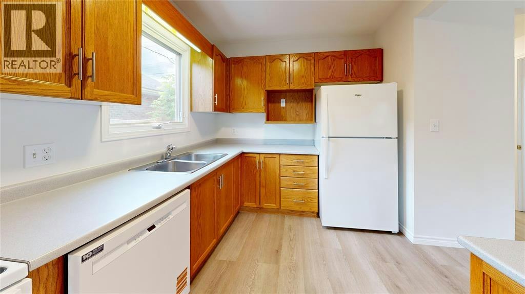 266 London Road, Sarnia, ON, N7T 4V8 - 7