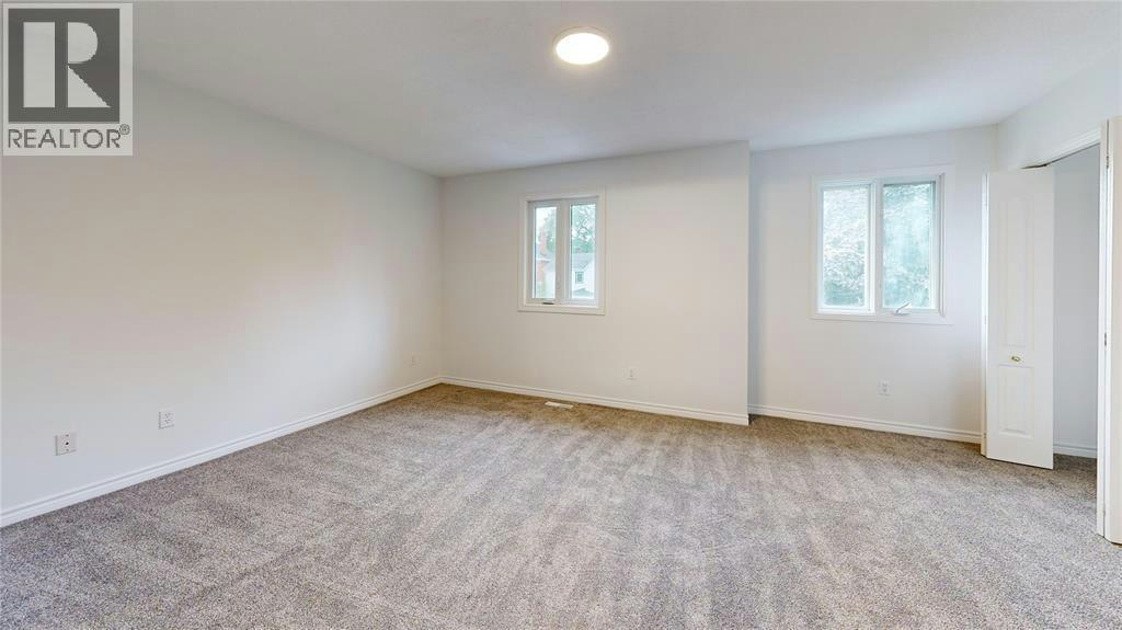 266 London Road, Sarnia, ON, N7T 4V8 - 9