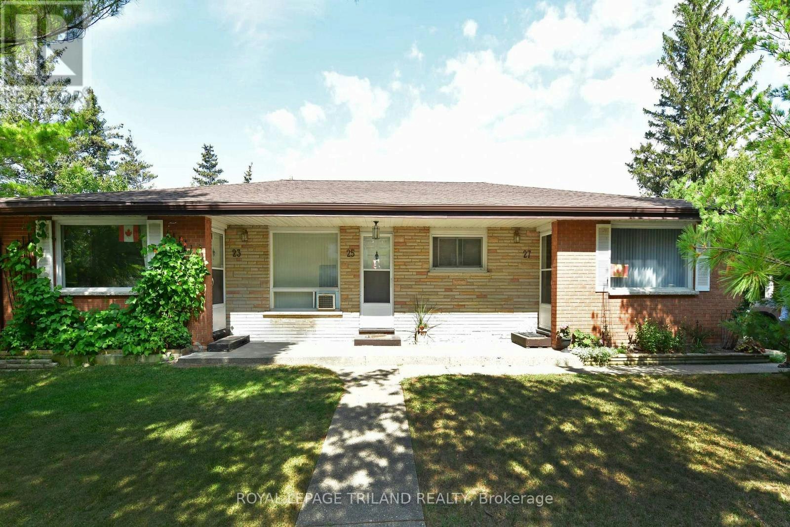 27 Hill Street, Lambton Shores, ON, N0M 1T0