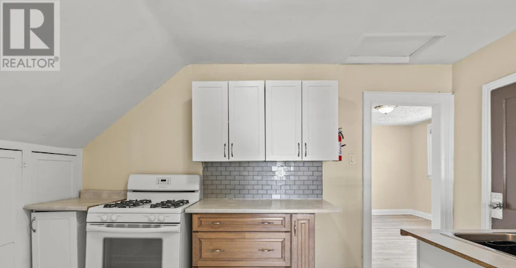 UPPER-1 West Street N, Thorold, ON, L2V 2R8 - 7
