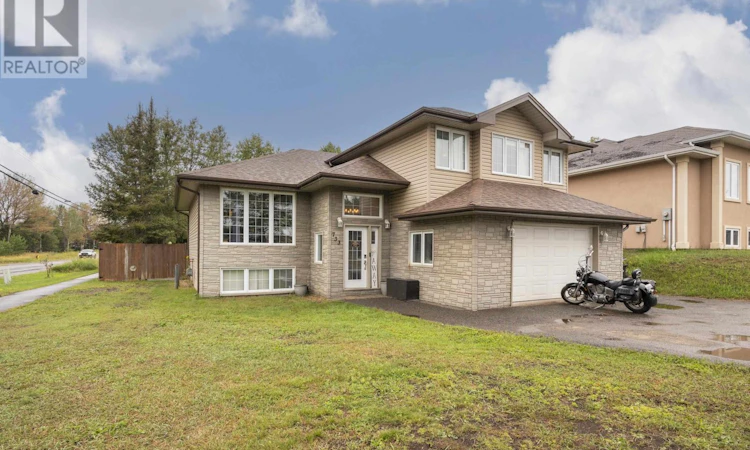 733 Woodcrest Road