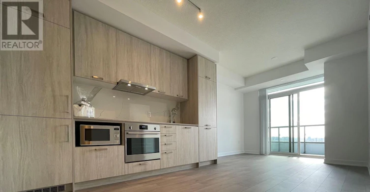 1906-38 Honeycrisp Crescent, Vaughan, ON, L4K 0M7 - 4