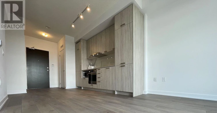 1906-38 Honeycrisp Crescent, Vaughan, ON, L4K 0M7 - 7