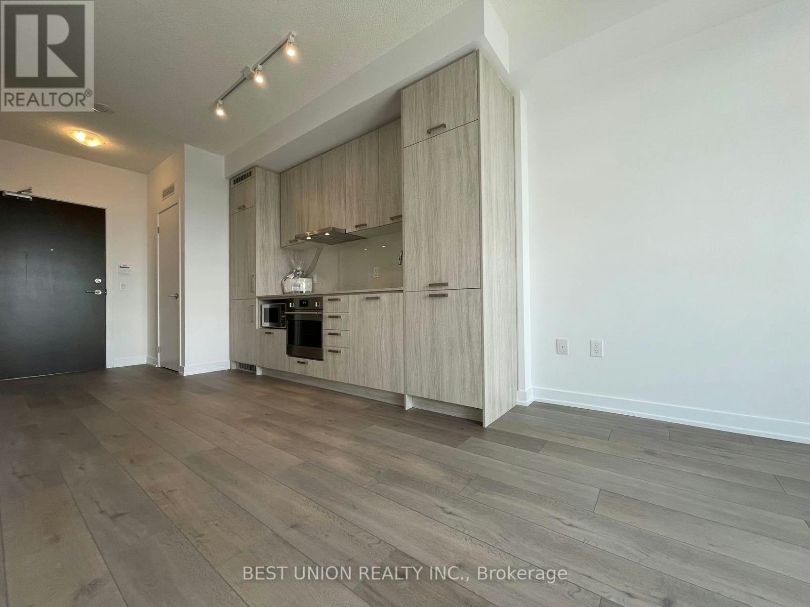 1906-38 Honeycrisp Crescent, Vaughan, ON, L4K 0M7 - 8