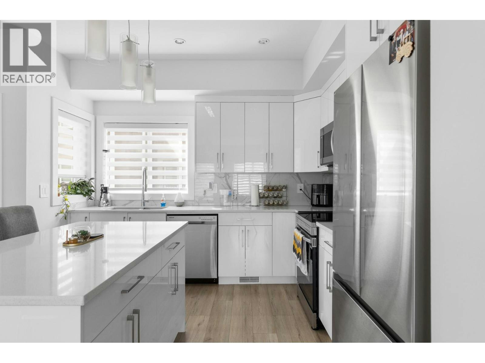 2-1354 N Rutland Road - 3