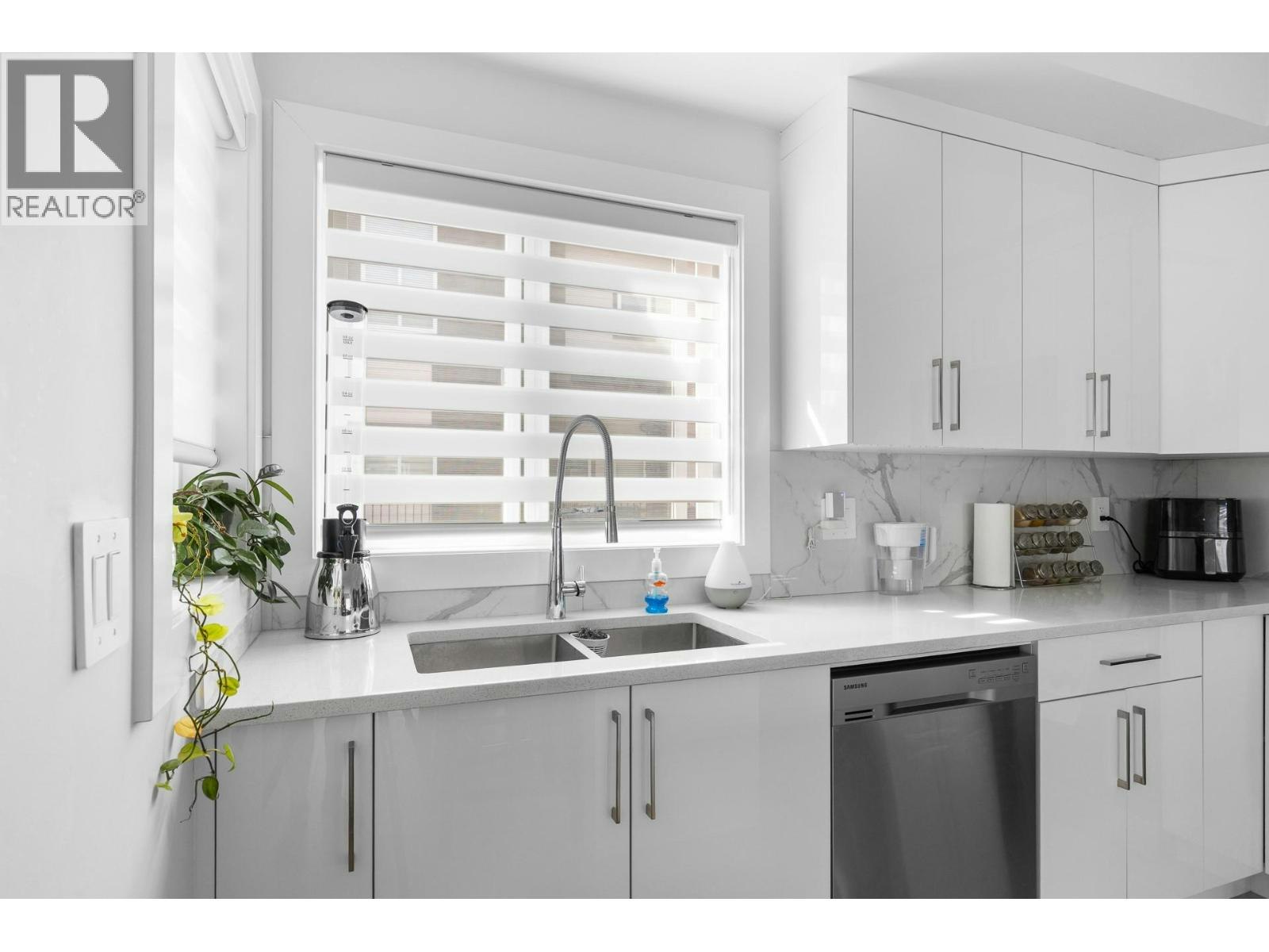 2-1354 N Rutland Road - 4