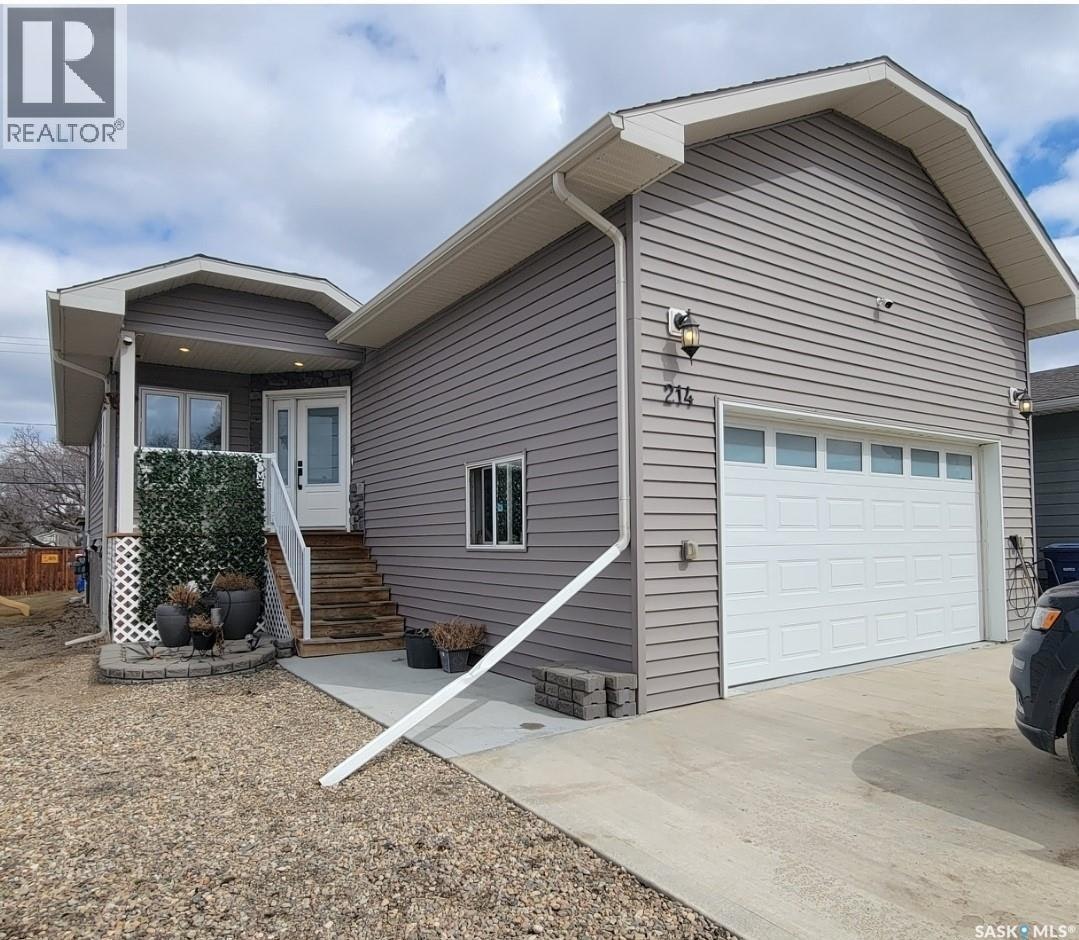 214 1st Avenue W, Maidstone, SK, S0M 1M0