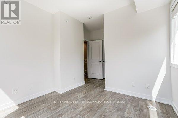 120-31 Farmstead Road, Toronto, ON, M2L 2X2 - 20