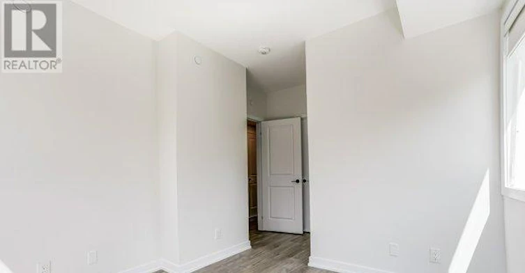 120-31 Farmstead Road, Toronto, ON, M2L 2X2 - 20
