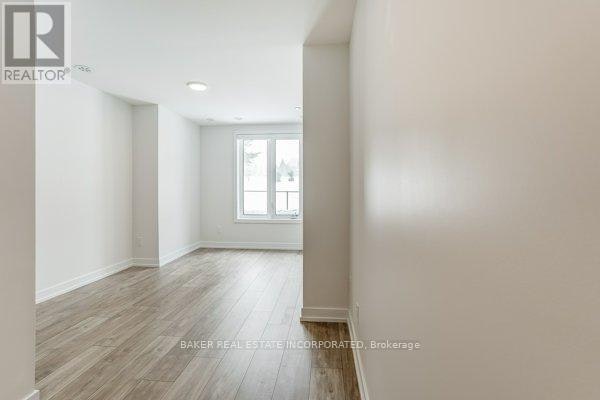 129-31 Farmstead Road, Toronto, ON, M2L 2X2 - 18