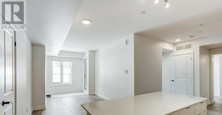 129-31 Farmstead Road, Toronto, ON, M2L 2X2 - 11