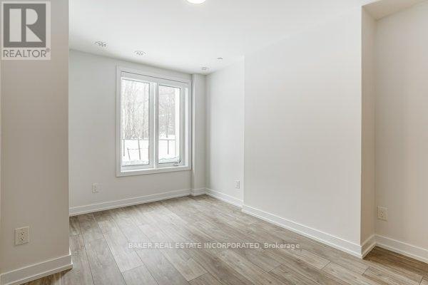 129-31 Farmstead Road, Toronto, ON, M2L 2X2 - 19