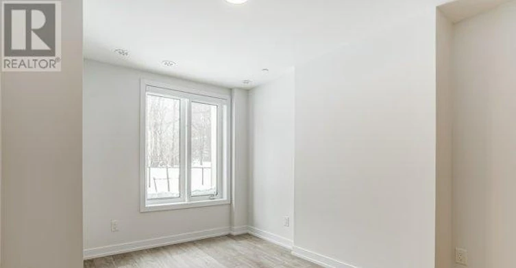 129-31 Farmstead Road, Toronto, ON, M2L 2X2 - 19