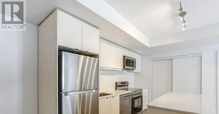 129-31 Farmstead Road, Toronto, ON, M2L 2X2 - 7